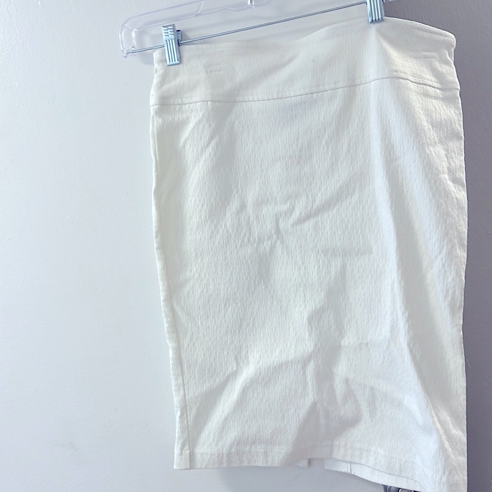 Soho Skirt, Medium, Pure White, Good Condition